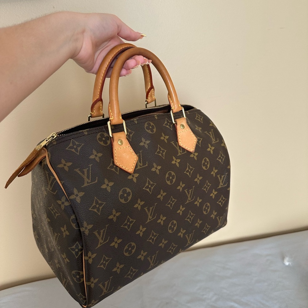 Louis Vuitton Speedy 30 Excellent Condition